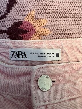 ZARA Light Pink High-Rise Women’s Jeans